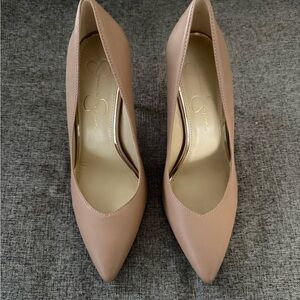 Jessica Simpson Size 8.5 Nude Heels